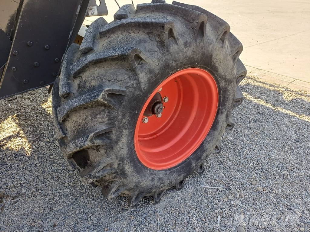 Fendt 5220 E حصادات
