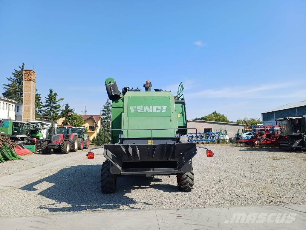 Fendt 5220 E حصادات