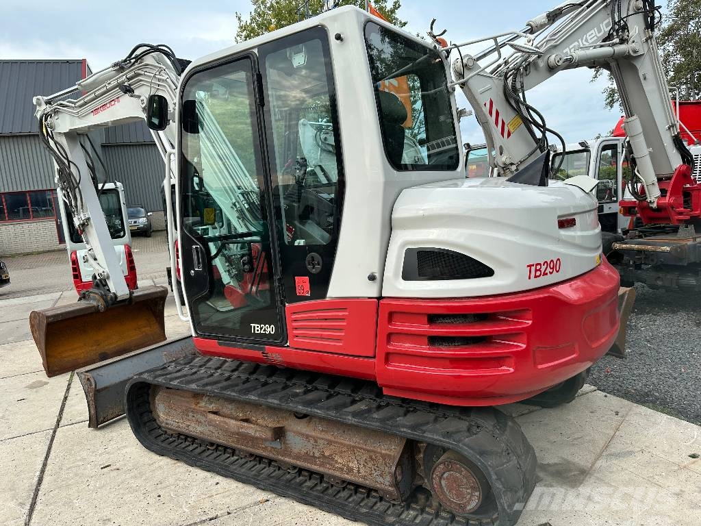 Takeuchi TB 290 CV Midigraafmachines 7t - 12t