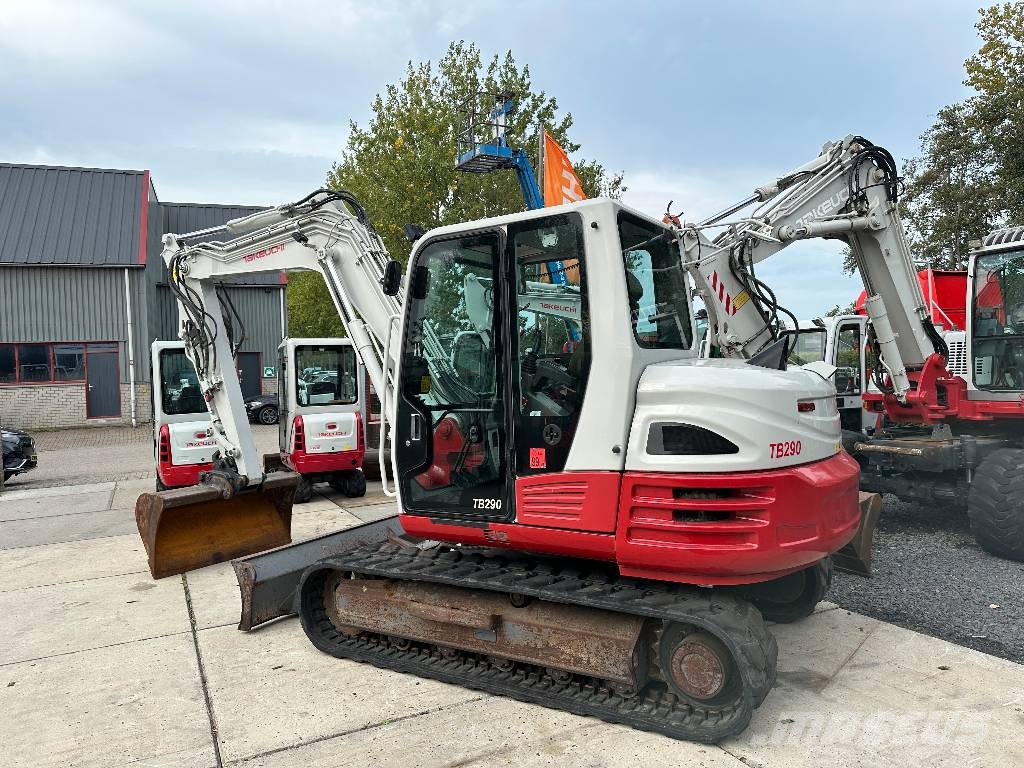 Takeuchi TB 290 CV Midigraafmachines 7t - 12t
