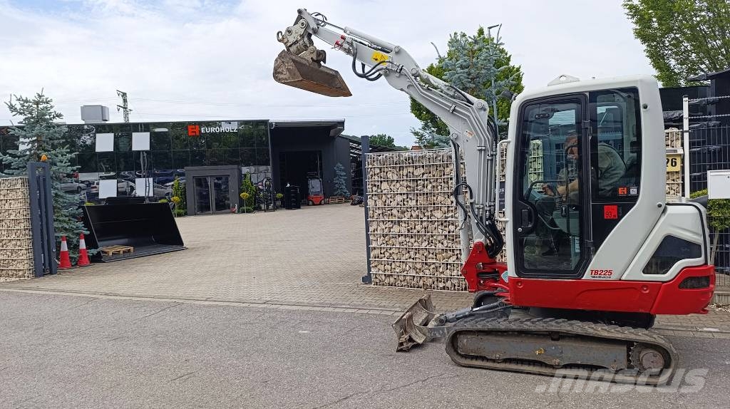 Takeuchi TB 225 Minibagger 2,4 t BJ 2019 Powertilt MS03 Miniexcavadoras