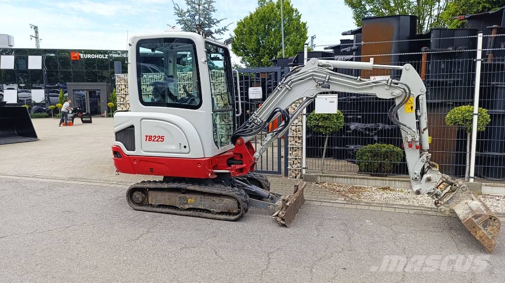 Takeuchi TB 225 Minibagger 2,4 t BJ 2019 Powertilt MS03 Miniexcavadoras
