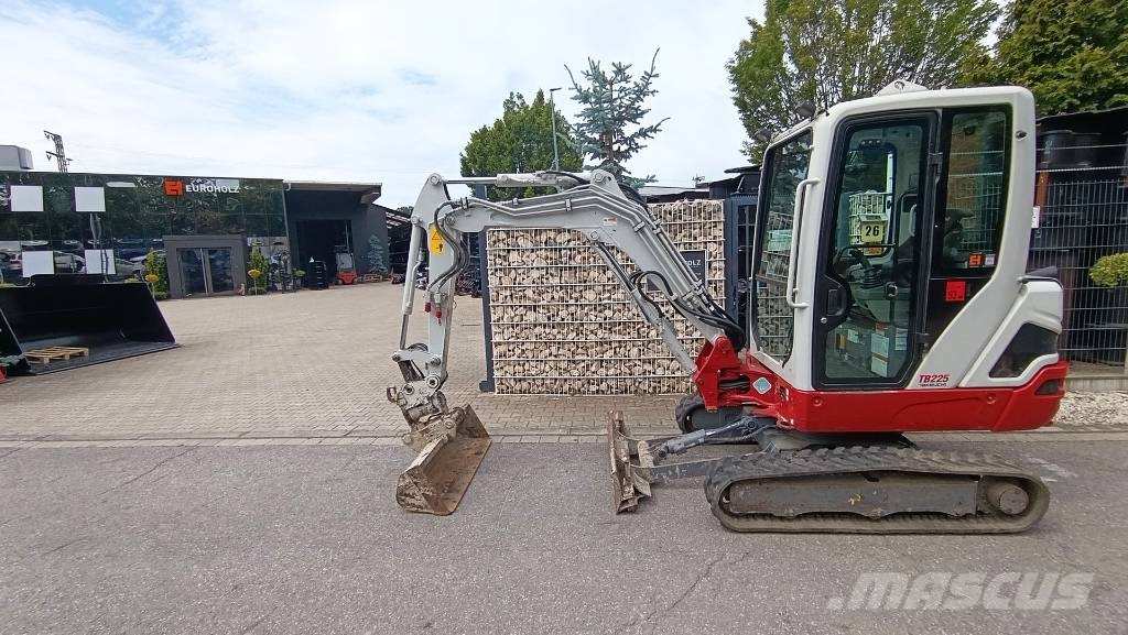 Takeuchi TB 225 Minibagger 2,4 t BJ 2019 Powertilt MS03 Miniexcavadoras