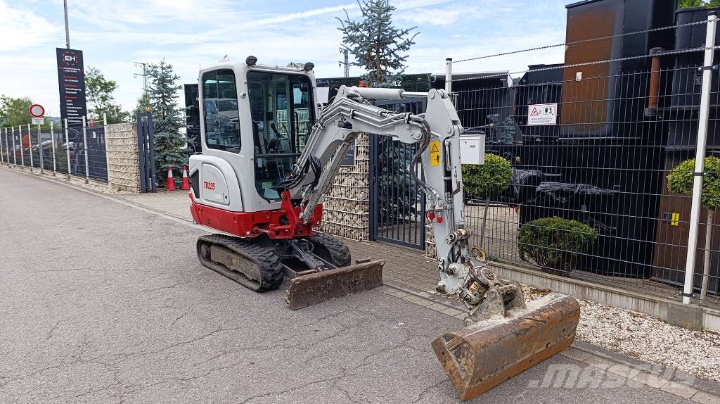 Takeuchi TB 225 Minibagger 2,4 t BJ 2019 Powertilt MS03 Miniexcavadoras