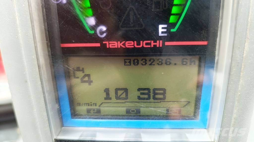 Takeuchi TB 225 Minibagger 2,4 t BJ 2019 Powertilt MS03 Miniexcavadoras