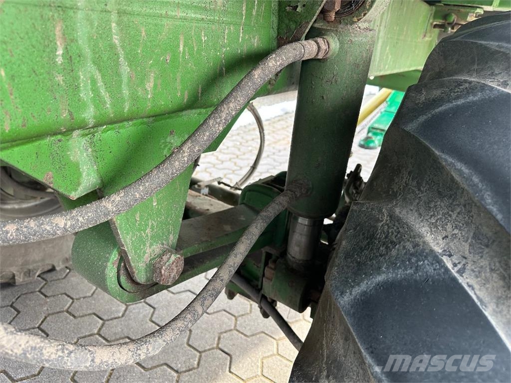 Bergmann HTW 65 + Stapel Gülleaufbau VT 27 Oprema za rukovanje i postavljanje