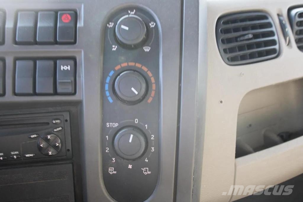 Renault Midlum 220 + manual + 16 meter Plataformas sobre camión