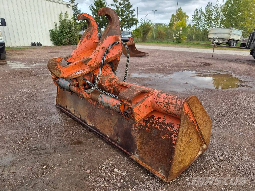Atlas Grabenräumschaufel 1304/1404/1504/1604 دلاء