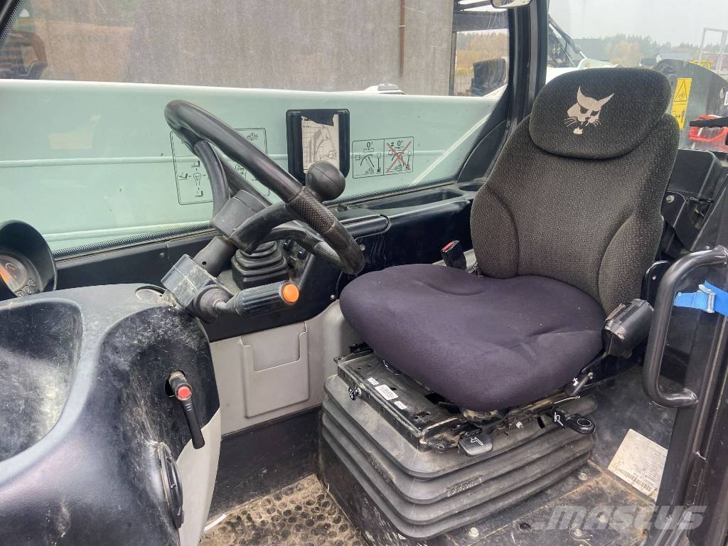 Bobcat TL 30.70 Teleskopski viličarji