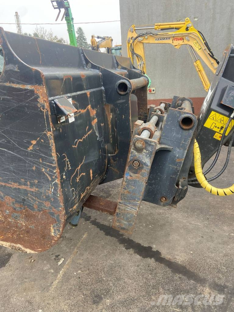 Bobcat TL 30.70 Teleskopski viličarji