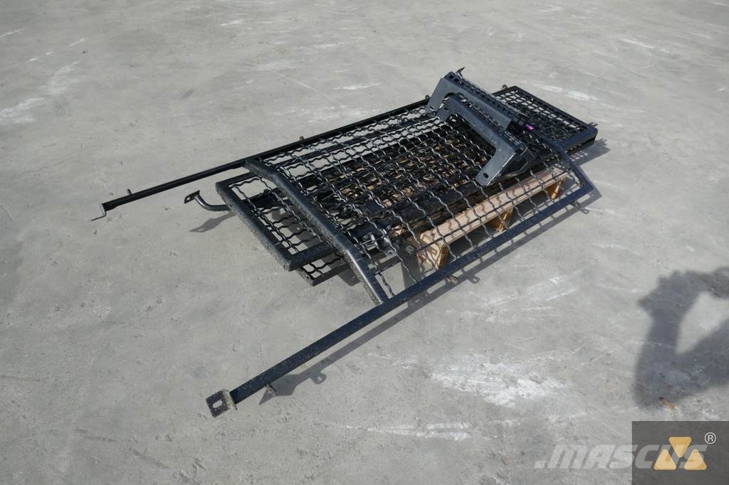 CAT Cab guards Cabine en interieur
