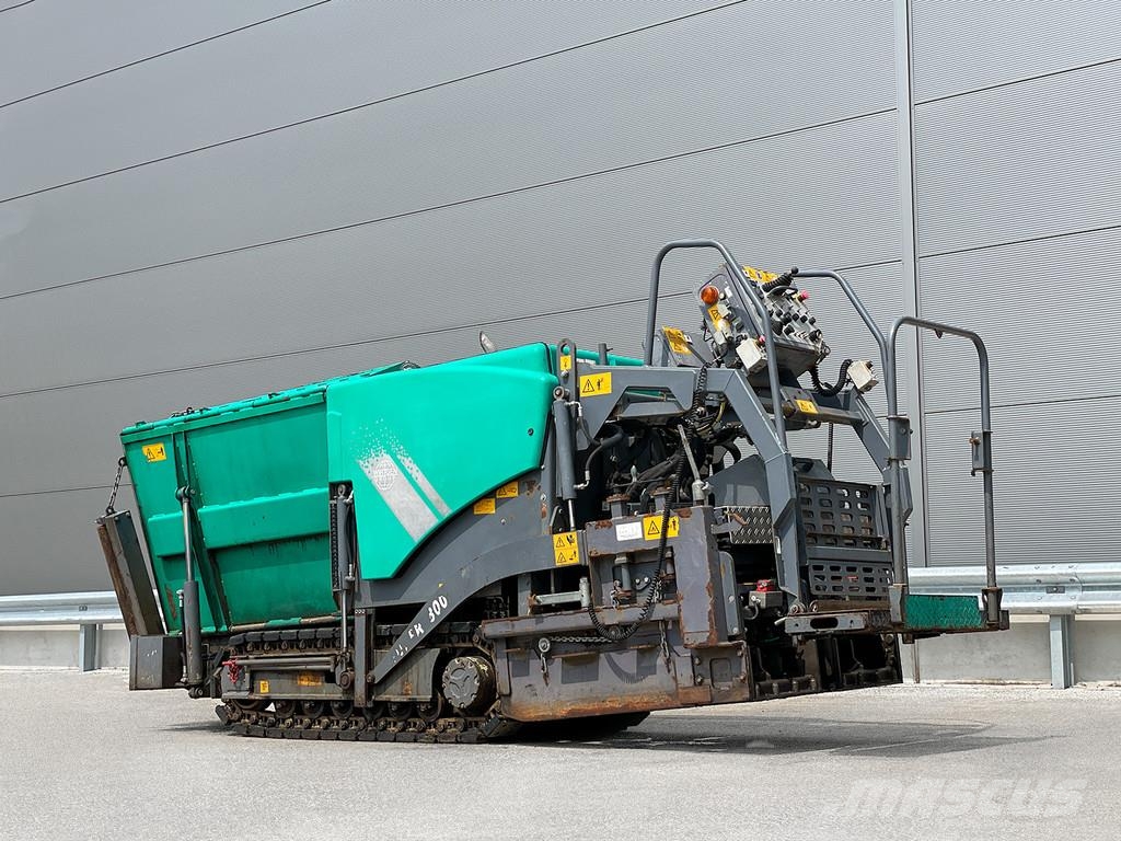 Vögele SUPER 800 Машини за асфалт