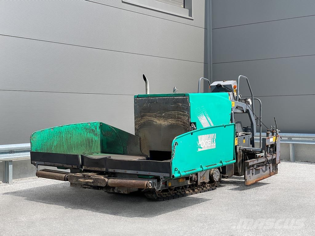 Vögele SUPER 800 Машини за асфалт