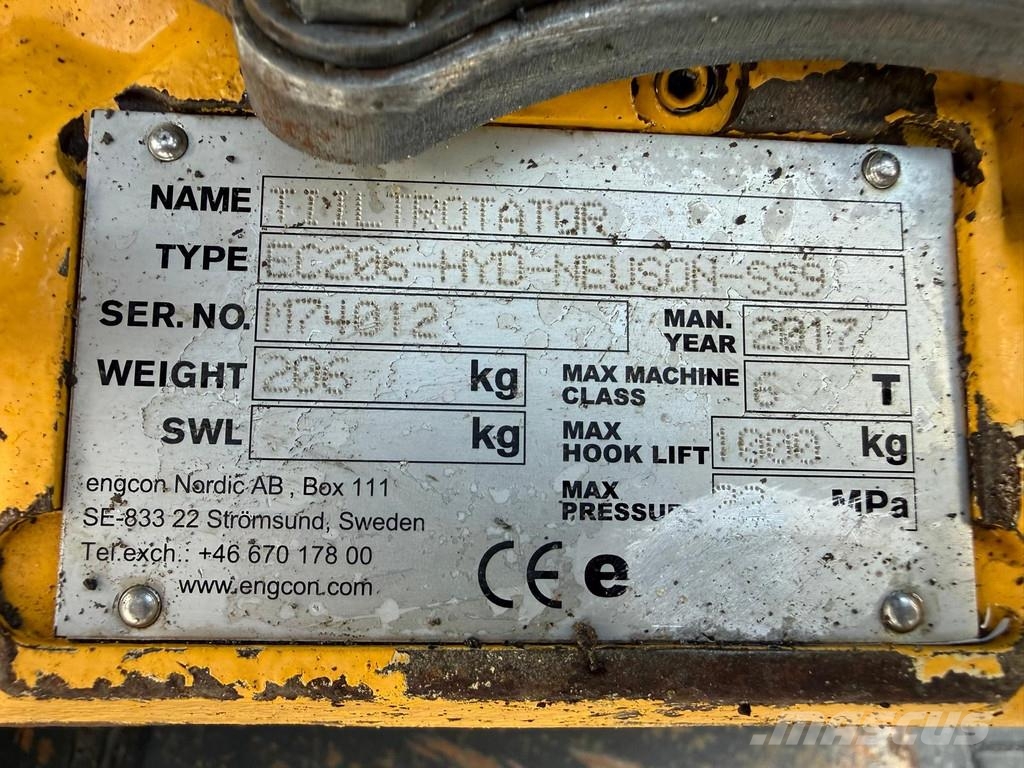 Wacker Neuson EZ53 | Engcon S45 Mini bagri <7t