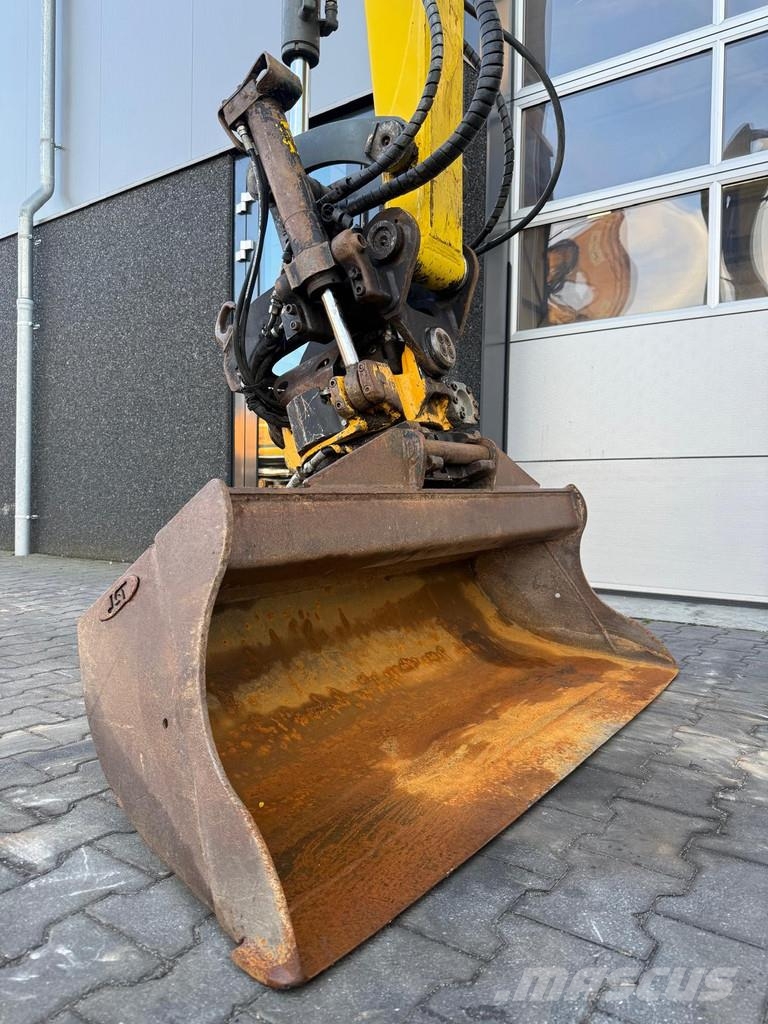 Wacker Neuson EZ53 | Engcon S45 Mini bagri <7t