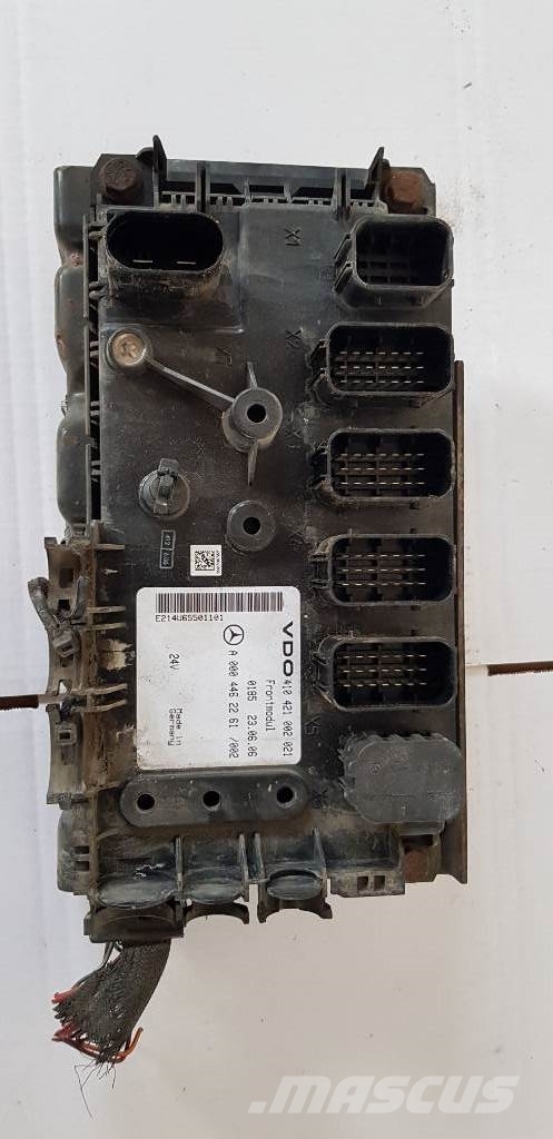 Mercedes-Benz Actros 电子设备