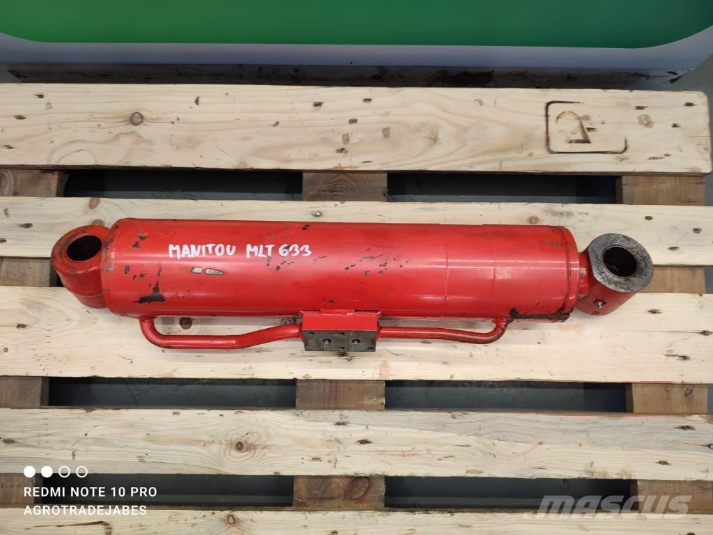 Manitou MLT 634 633 629 627  spoon actuator Výložníky a lyžice