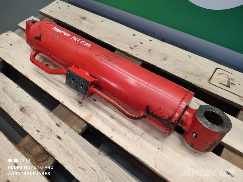 Manitou MLT 634 633 629 627  spoon actuator Výložníky a lyžice