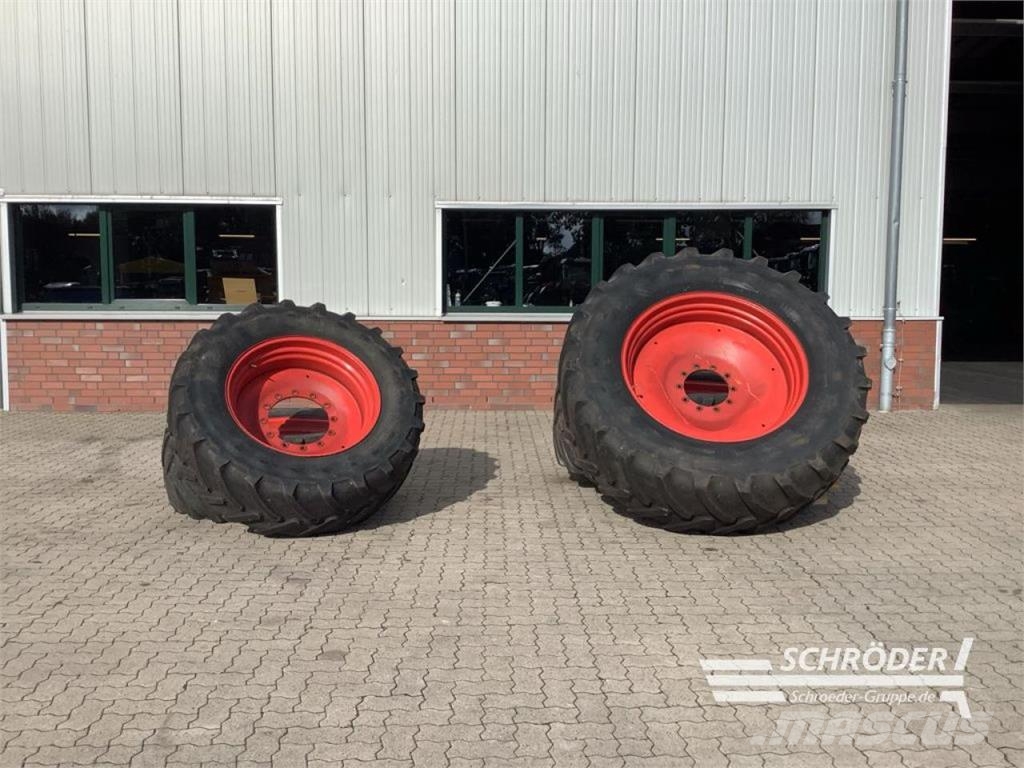 Fendt KOMPLETTRÄDER 540/65R34 + 650/65R42 Ruote doppie