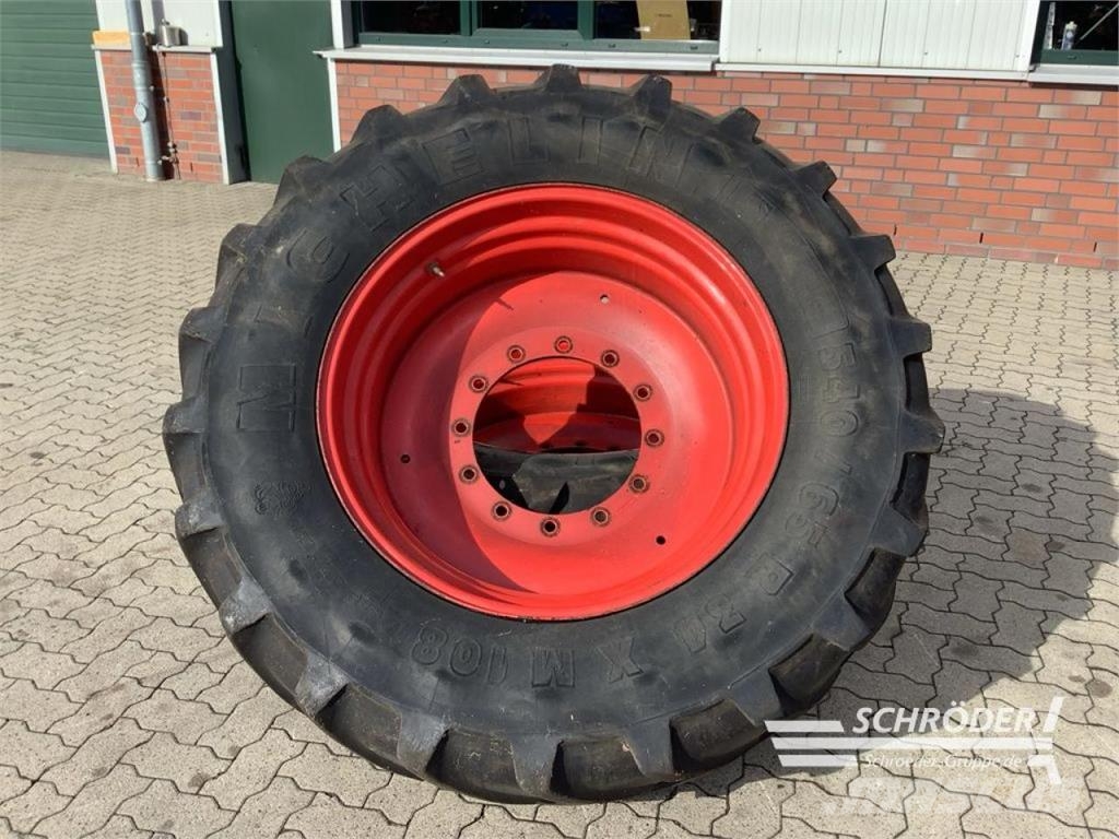 Fendt KOMPLETTRÄDER 540/65R34 + 650/65R42 Ruote doppie