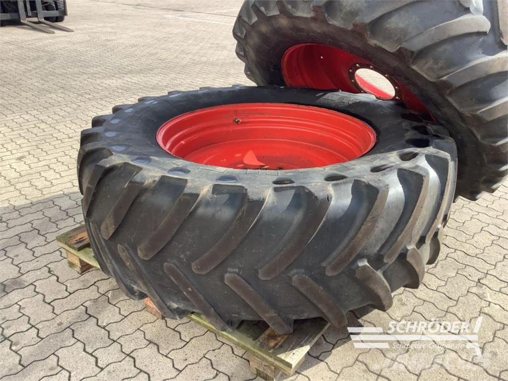 Fendt KOMPLETTRÄDER 540/65R34 + 650/65R42 Ruote doppie