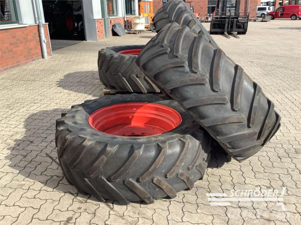 Fendt KOMPLETTRÄDER 540/65R34 + 650/65R42 Ruote doppie