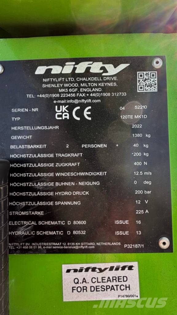 Niftylift 120 T 拖拉移动式高空作业平台
