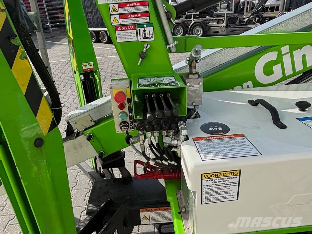 Niftylift 120 T 拖拉移动式高空作业平台
