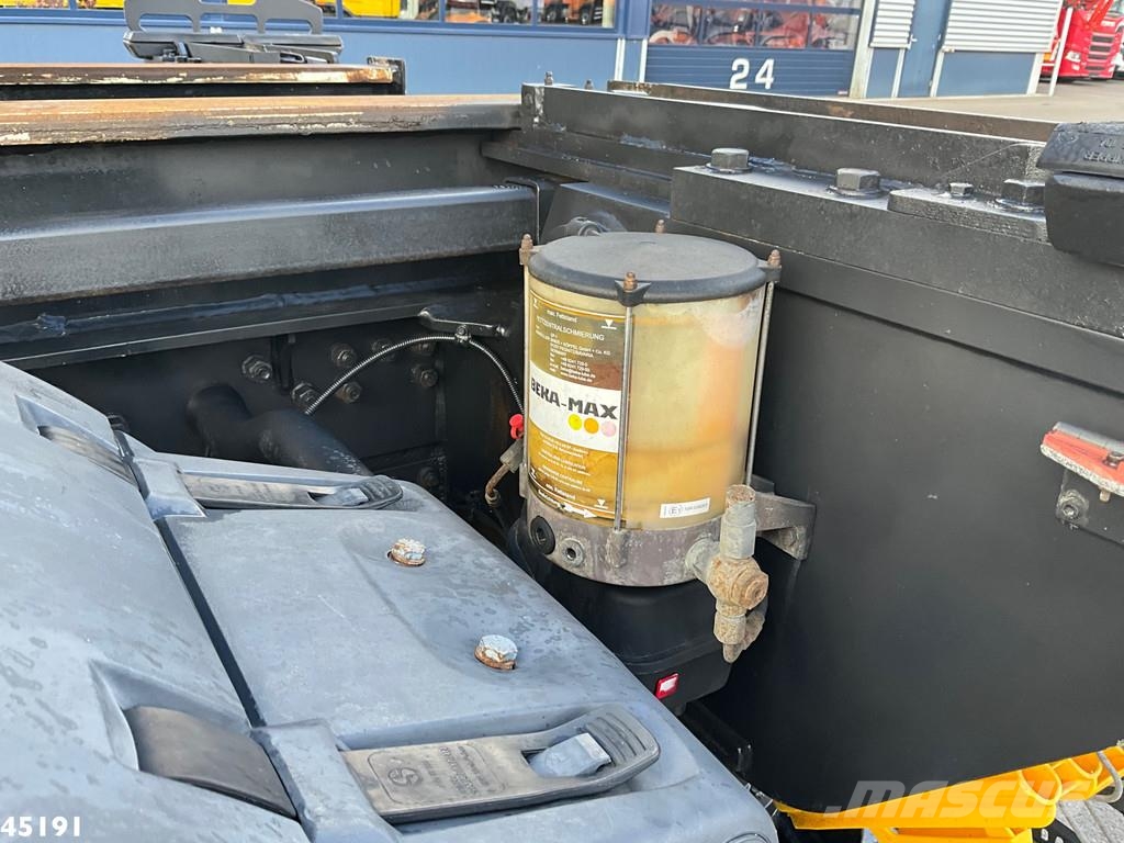 MAN TGS 35.480 Euro 6 8x4 Deuringer Garagetransporter Kontti-/tasonostoautot