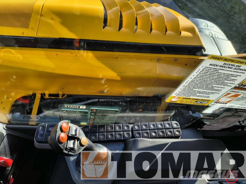 JCB 560-80 INDUSTRY PLUS رافعة تلسكوبية