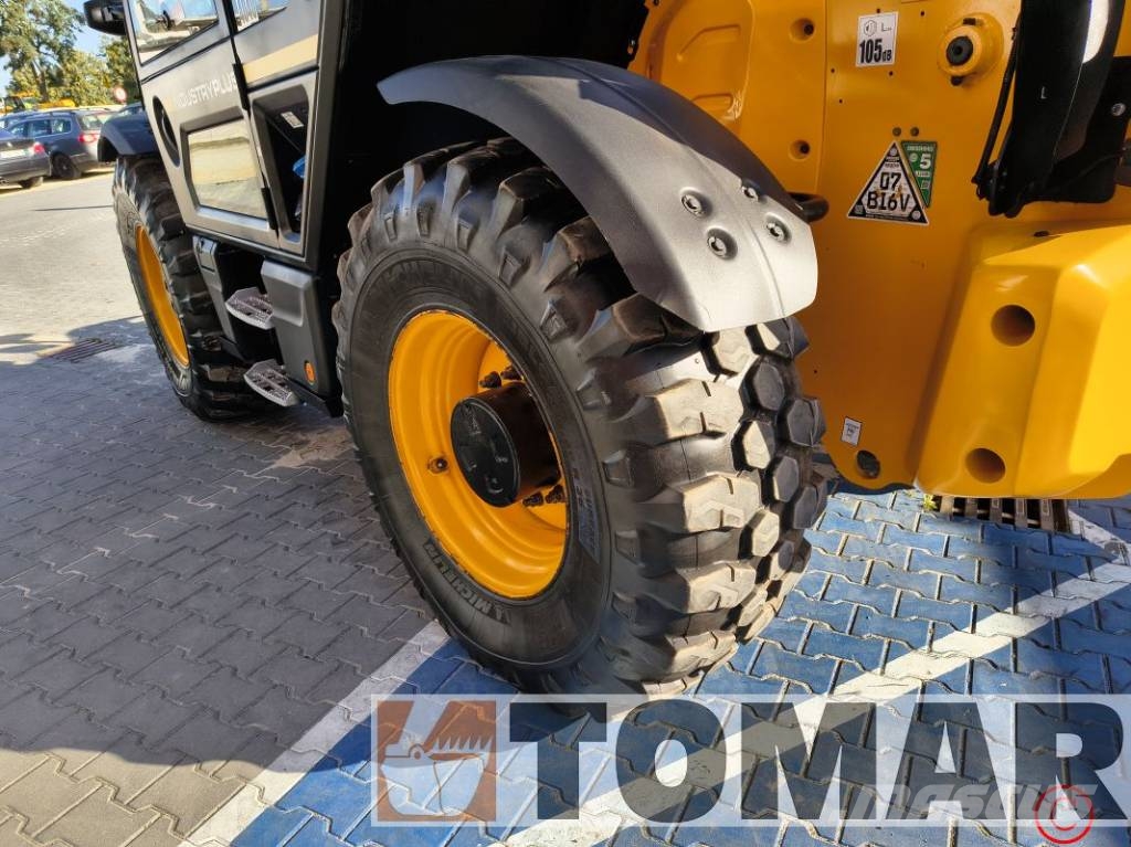 JCB 560-80 INDUSTRY PLUS رافعة تلسكوبية