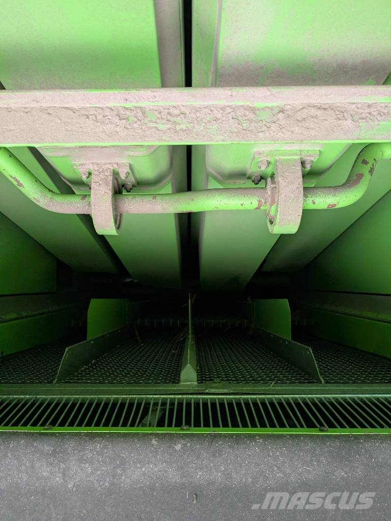 Deutz-Fahr M 1080 联合收割机