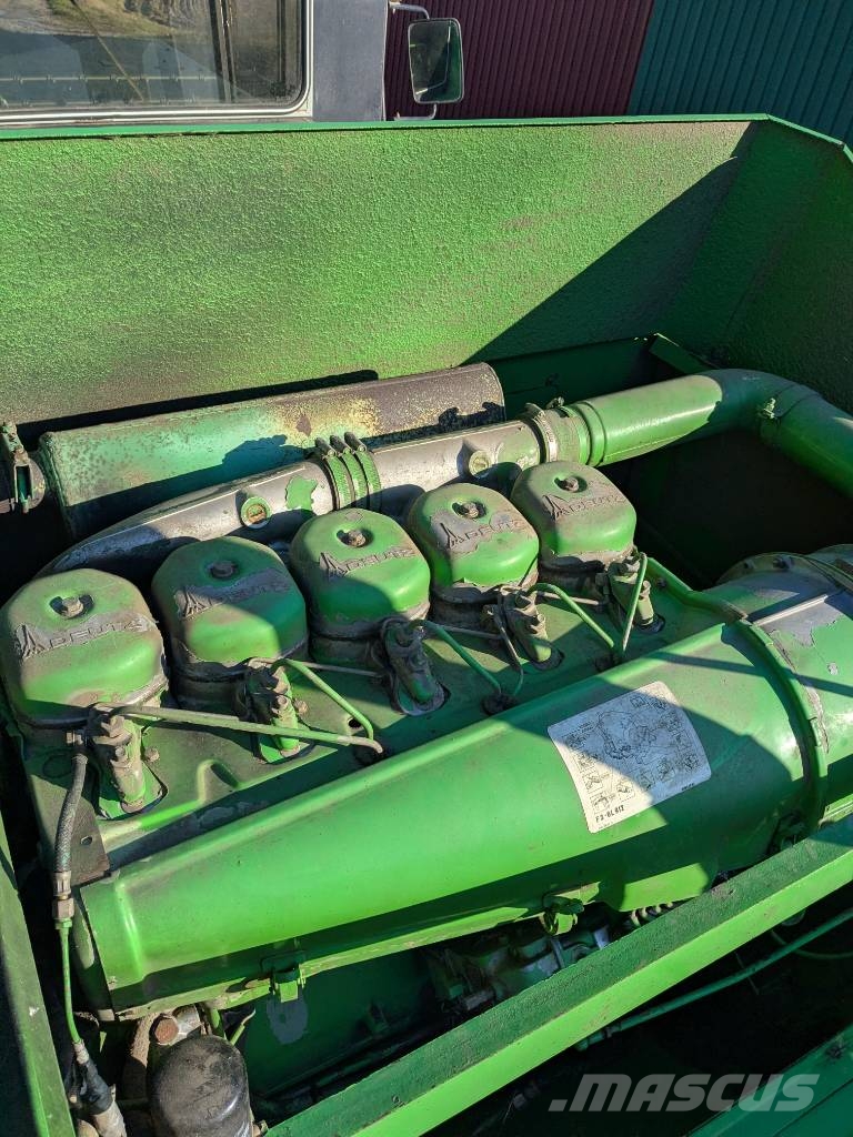 Deutz-Fahr M 1080 联合收割机