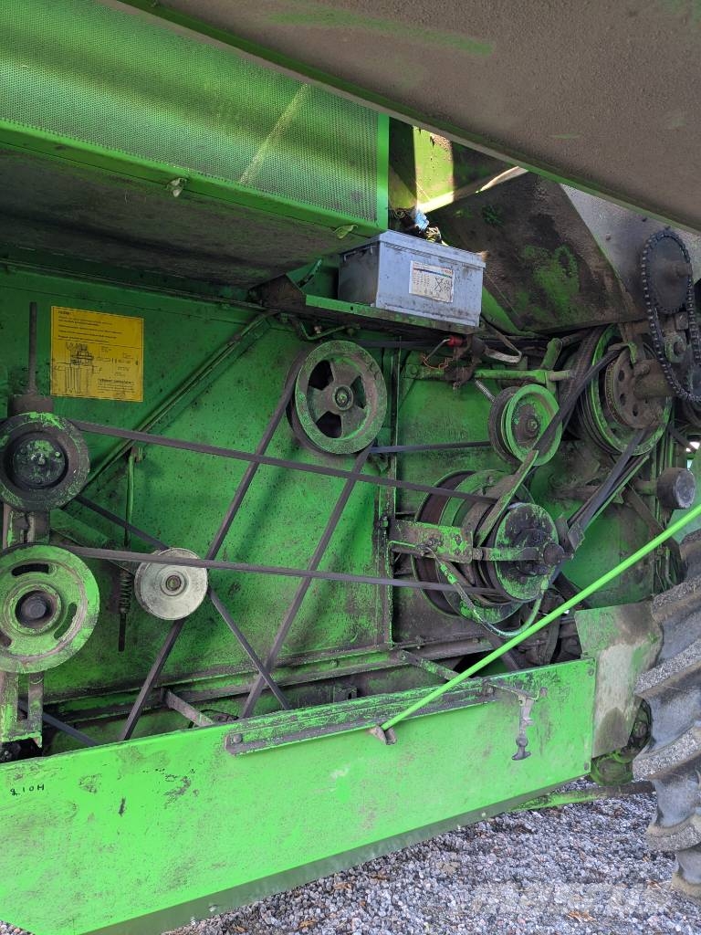 Deutz-Fahr M 1080 联合收割机