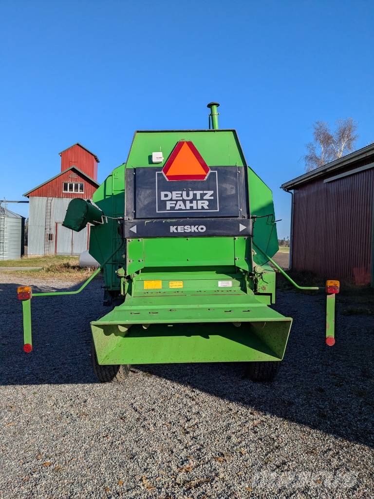 Deutz-Fahr M 1080 联合收割机