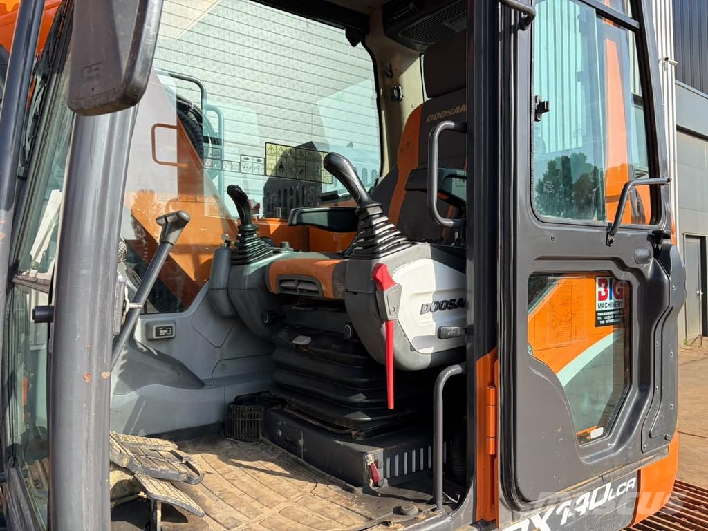 Doosan DX140LCR-5 Excavadoras sobre orugas