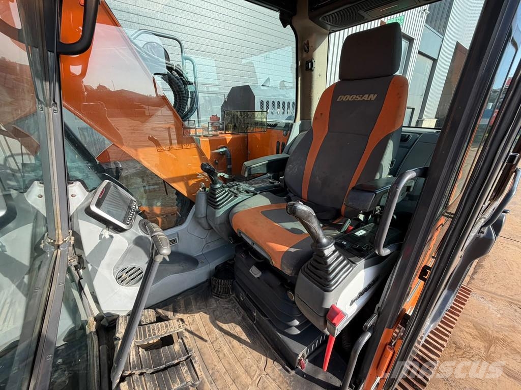 Doosan DX140LCR-5 Excavadoras sobre orugas
