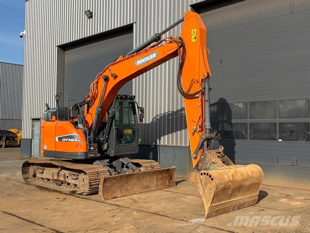 Doosan DX140LCR-5 Excavadoras sobre orugas