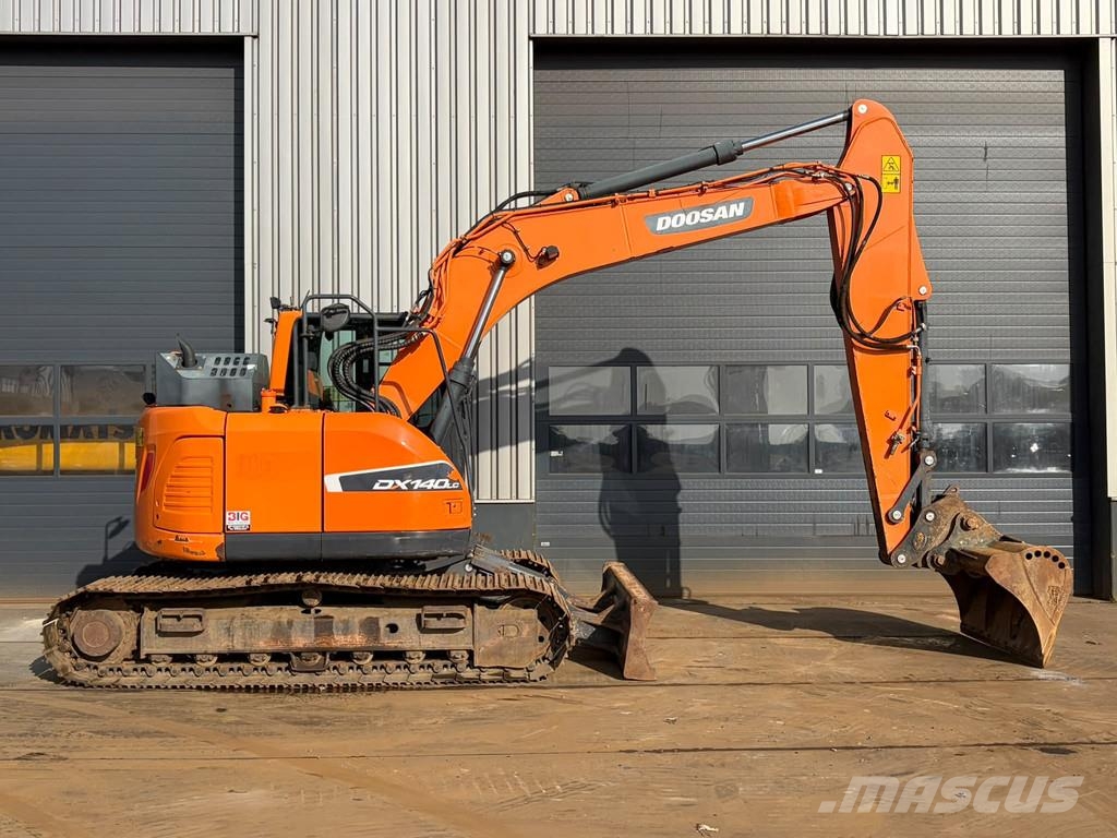 Doosan DX140LCR-5 Excavadoras sobre orugas