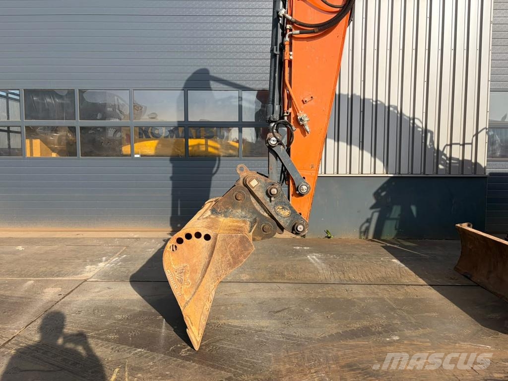Doosan DX140LCR-5 Excavadoras sobre orugas