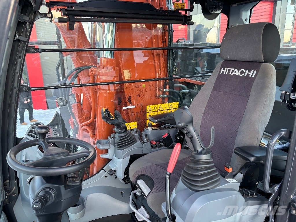Hitachi ZX 135 W-7 / Engcon, Rasvari, Lämmitin, StageV حفارات بعجل