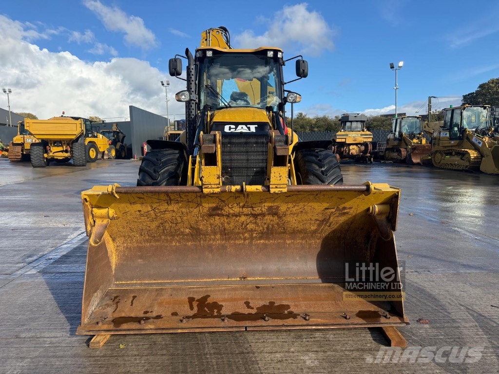 CAT 444F2 لوادر ذات جرافات عكسية
