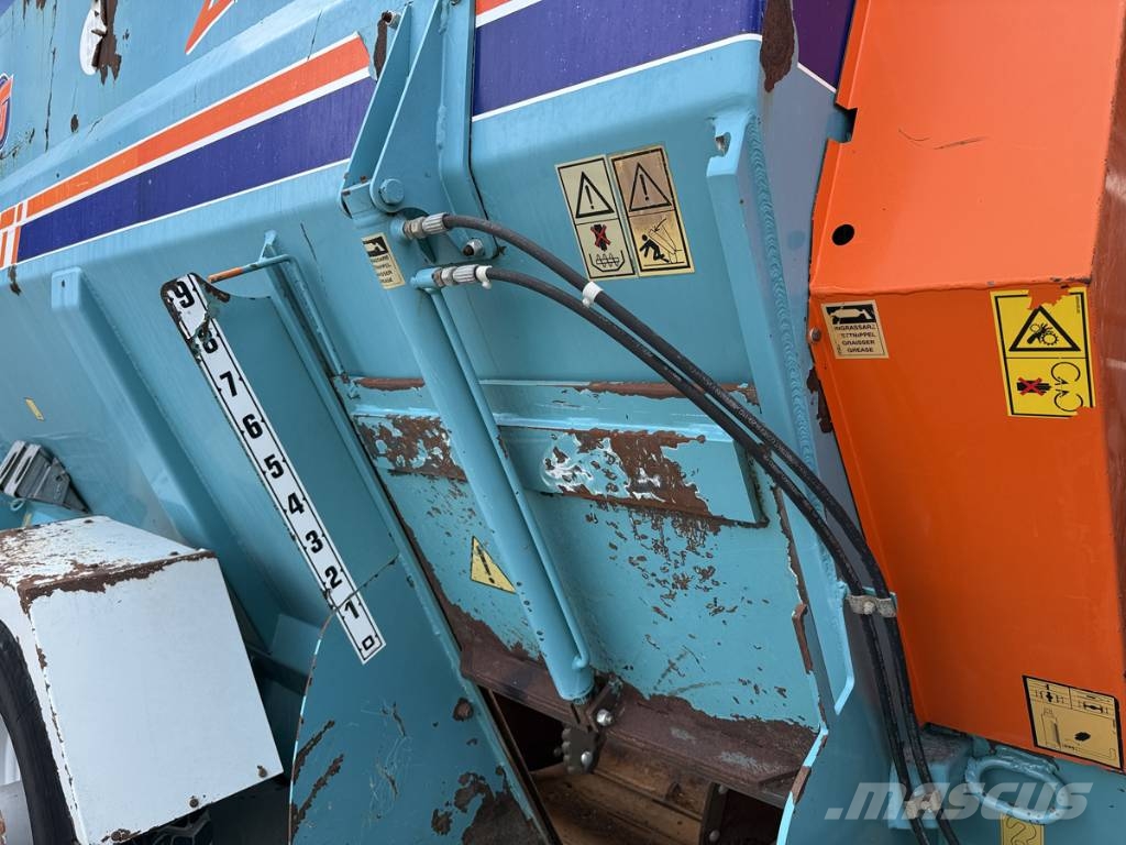 Storti Labrador 120 Voermachines