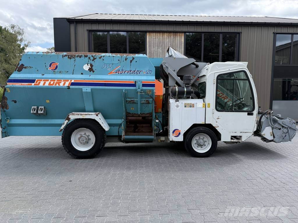 Storti Labrador 120 Voermachines