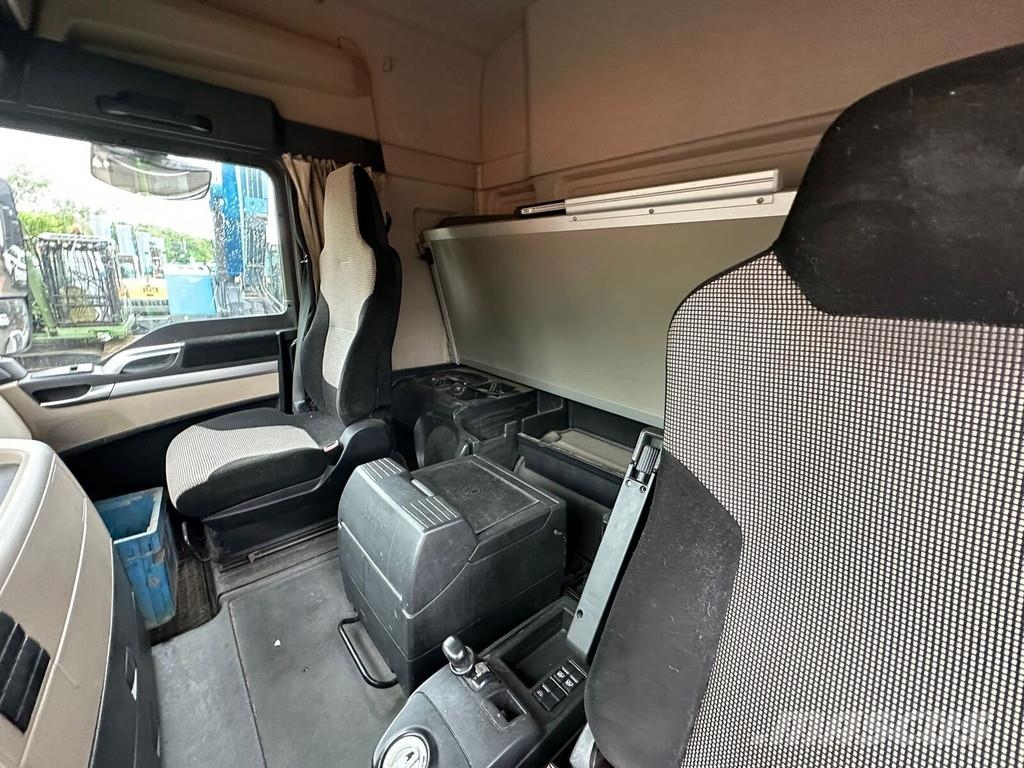 MAN TGX 26.400 Camiones portacubetas