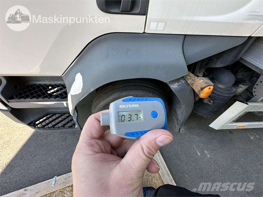 Volvo FL 冷藏车