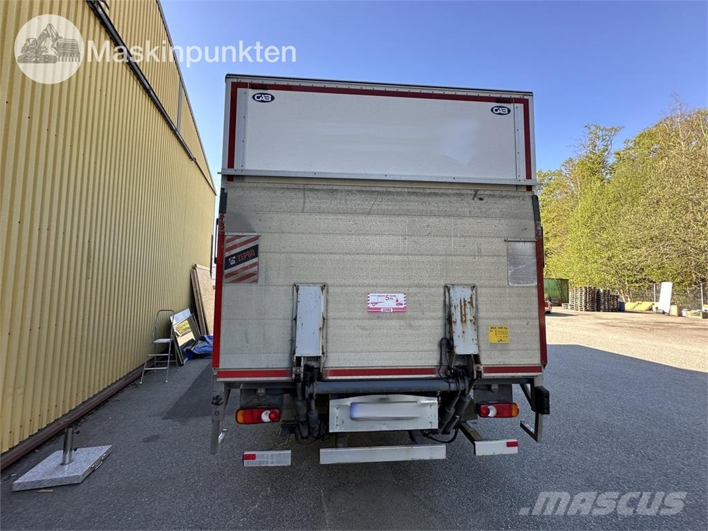Volvo FL 冷藏车