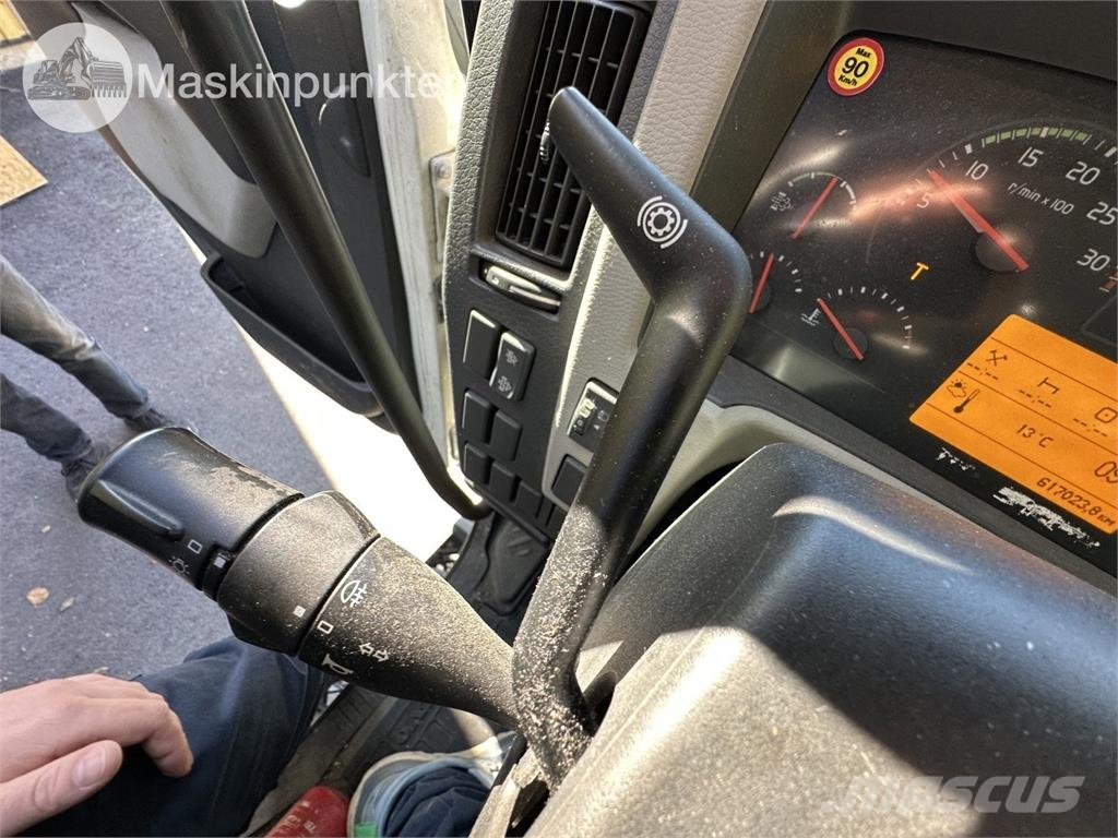 Volvo FL 冷藏车