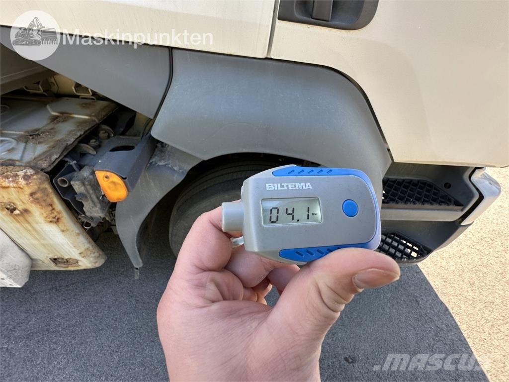 Volvo FL 冷藏车