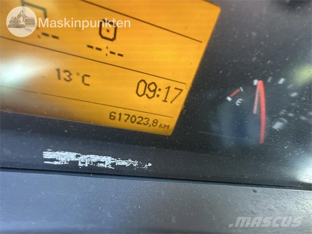 Volvo FL 冷藏车